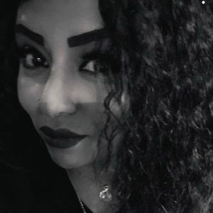 Meet your Posher, Roxie